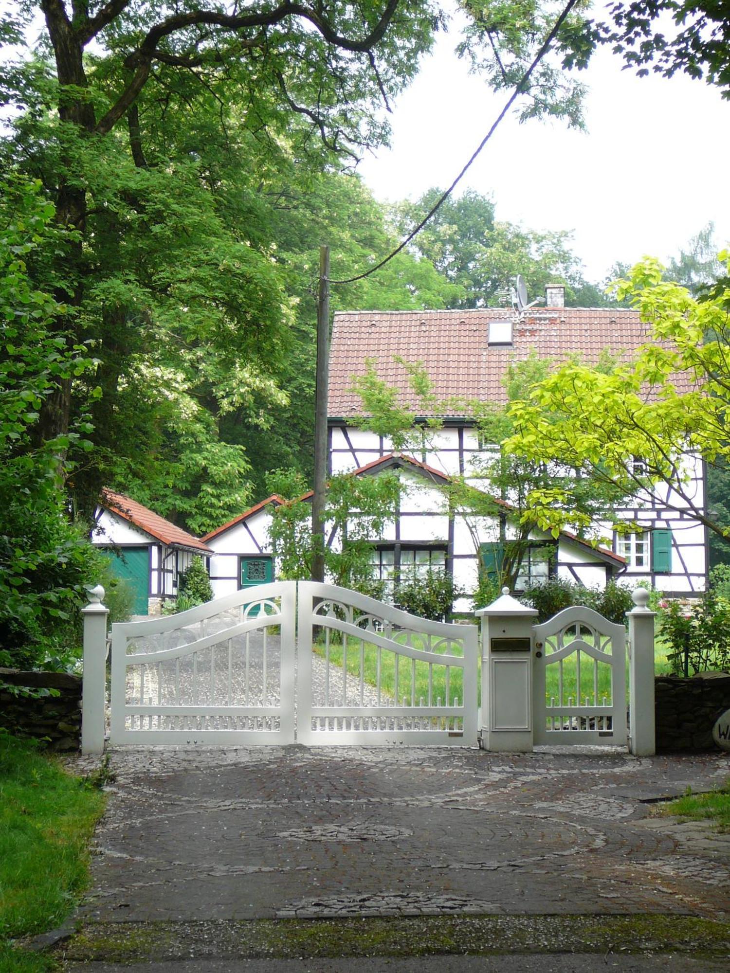 Gaestehaus Wahnenmuehle Эркрат Экстерьер фото